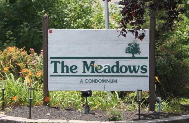 506 MEADOWVIEW LANE photos photos