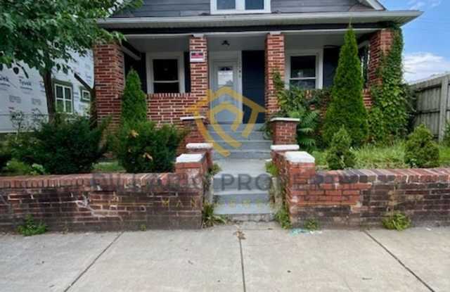 Fresh and Updated, 3 Bedroom, 2 Bathroom House Close to Downtown and Butler Tarkington Available NOW! - 3746 North Capitol Avenue, Indianapolis, IN 46208