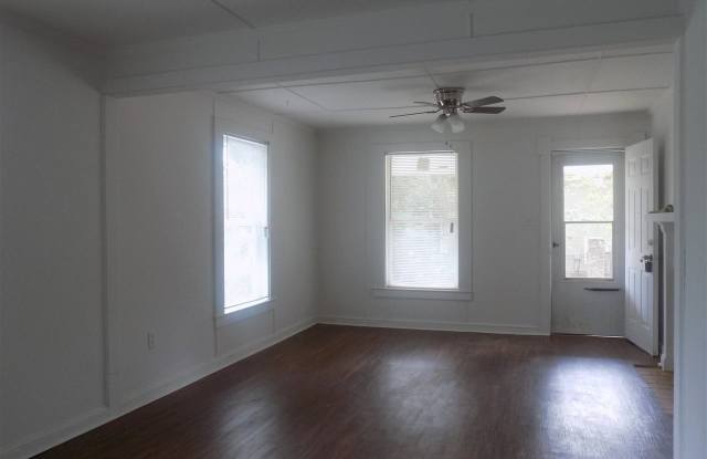 1316 Stone Road Gallery 4