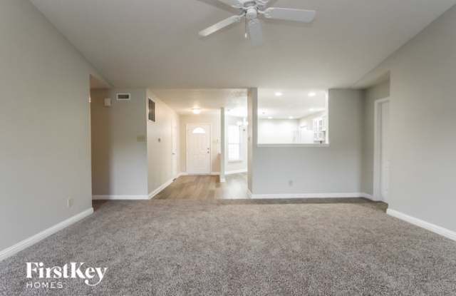 529 Streamside Drive Gallery 3