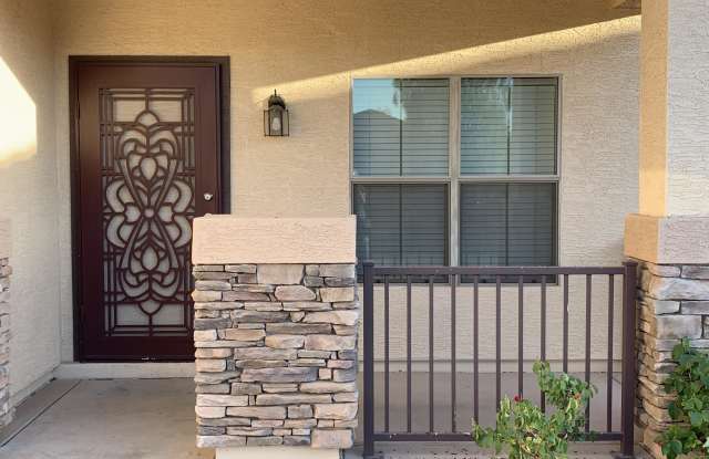 3255 E JOSEPH Way Gallery 2