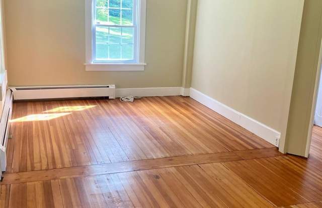 504 A Camby Gallery 3