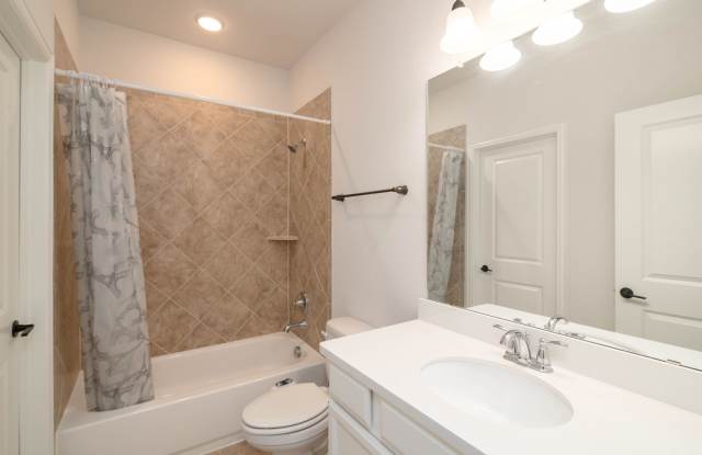 Beautiful 4 Bedroom, 3 Car Garage, Single Story Home in Celina! Gallery 3