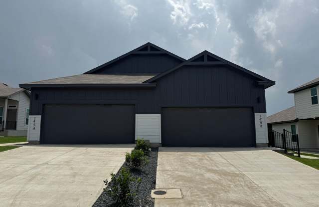 Brand New Buda Luxury Duplex photos photos
