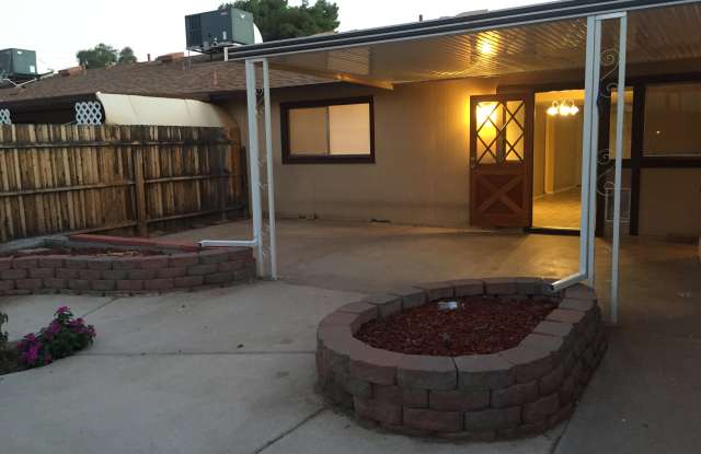 6052 N 30th Ave - 6052 North 30th Avenue, Phoenix, AZ 85017