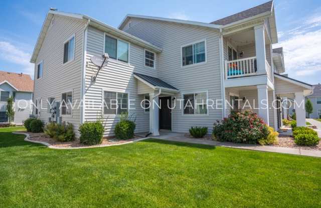 2452 W 500 S photos photos