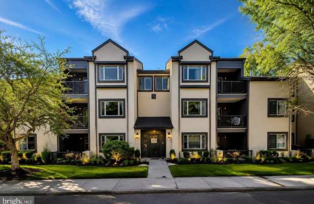 2210 SAYRE Drive Gallery 1
