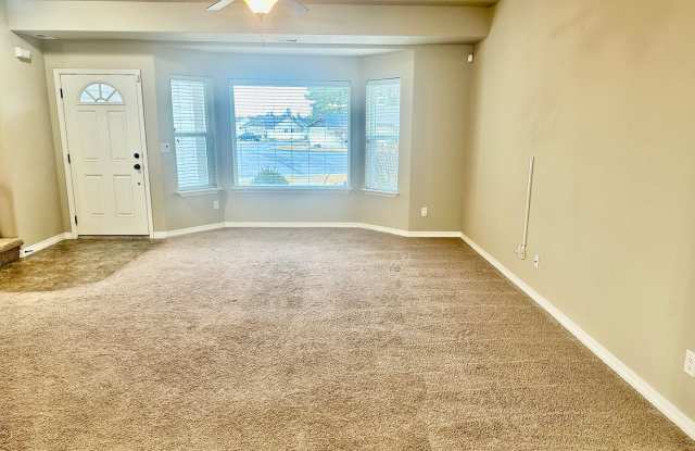 Move into your new home and save $1,000 on your first month's rent with an approved application and a 12-month lease. Gallery 4