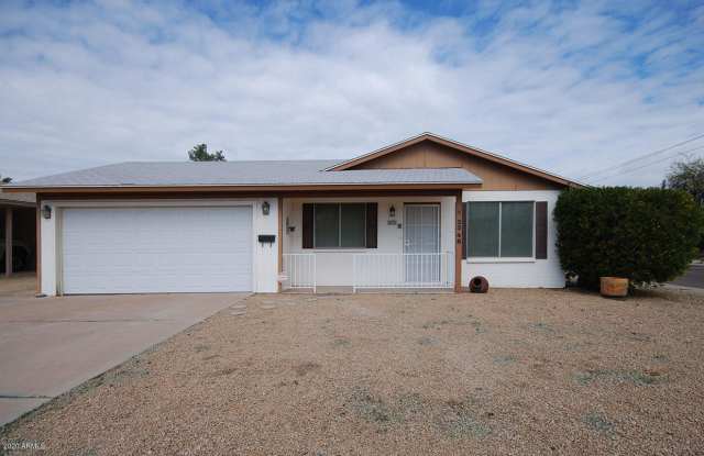 2346 E POINSETTIA Drive - 2346 East Poinsettia Drive, Phoenix, AZ 85028