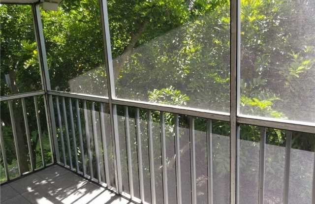 8162 Country Road Gallery 3