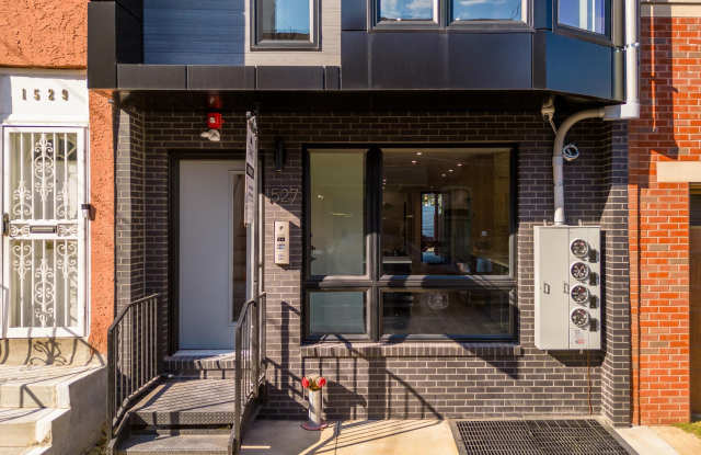 1527 OGDEN STREET Gallery 4