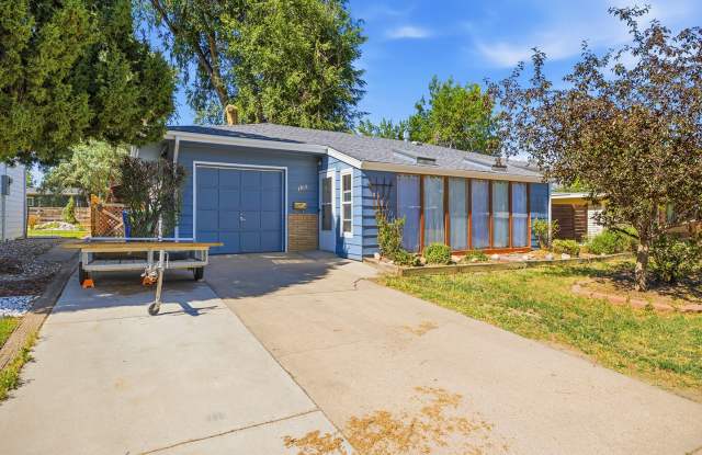 Charming 2-Bed, 2-Bath Upper Unit Near CSU & City Park – Fort Collins, CO! Gallery 3