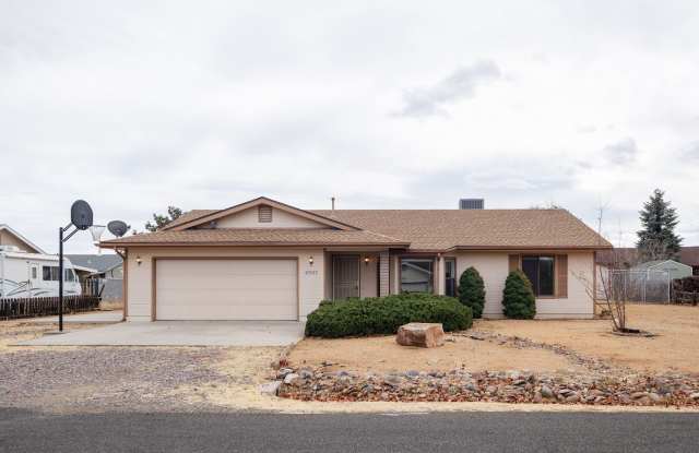3 bedroom 2 bathroom Ranch Style Home in Prescott Valley! photos photos