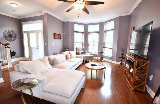 Regents Park 425 - 425 Northeast 2nd Avenue, Gainesville, FL 32601