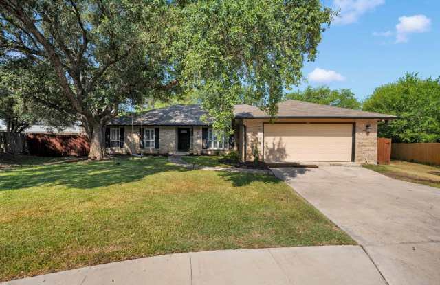 Stunning 4-Bed 3-Bath Home with a Pool, Near Stone Oak  Airport – Prime Location  Comfort! photos photos