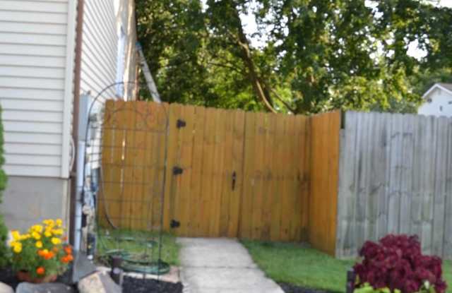 837 TURF VALLEY Drive Gallery 3