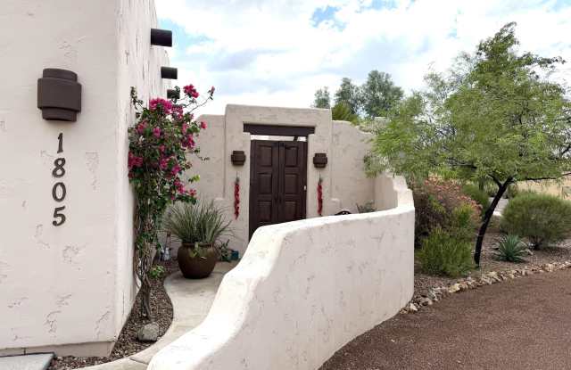 1805 E MARYLAND Avenue Gallery 2