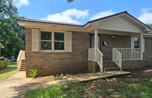 1821 Charles Street - 1821 Charles Street, Newberry, SC 29108