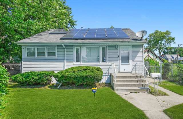 Spacious 4BR House in Calumet City - 760 Sibley Boulevard, Calumet City, IL 60409 Spacious 4BR House in Calumet City - 760 Sibley Boulevard, Calumet City, IL 60409