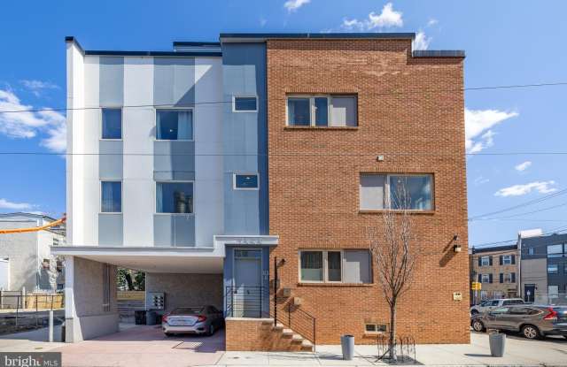 2555 CARPENTER Street photos photos