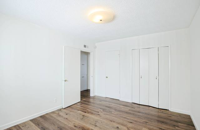 8539 Saturn Street, Apt. 5 Gallery 2