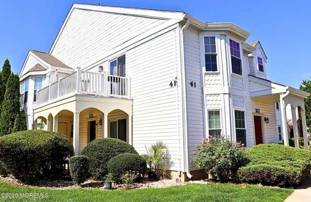 311 Tulip Lane photos photos
