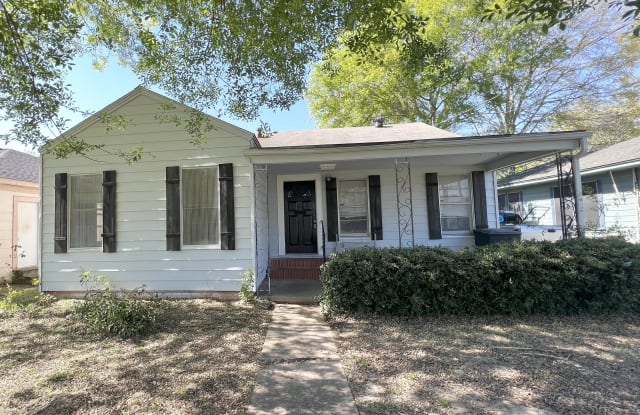 6461 MONROE ST - 6461 Monroe Street, Groves, TX 77619
