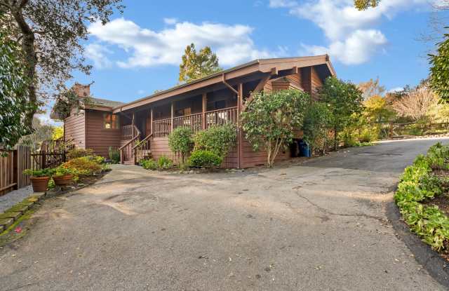 Prestigious & Gated Pasatiempo Golf Course Community Gallery 3