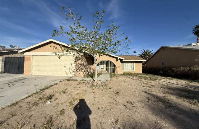 3180 Lindell Road photos photos