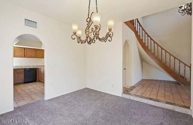 1051 W Antelope Creek Way Gallery 4