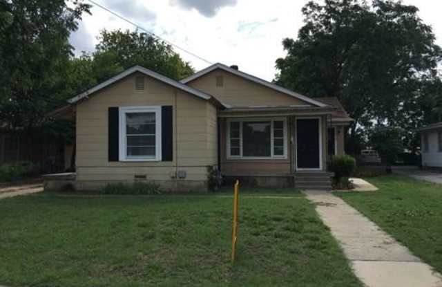 145 Merritt Street - 145 Merritt Street, Fort Worth, TX 76114