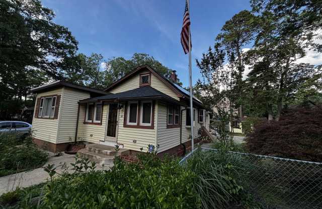 21 Point Breeze Ave photos photos