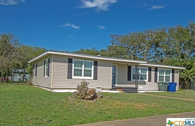 1104 South 13th Street - 1104 South 13th Street, Copperas Cove, TX 76522