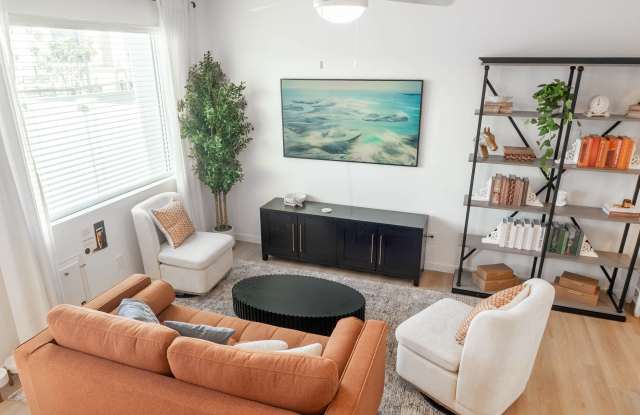 Zenn Skyview Gallery 2