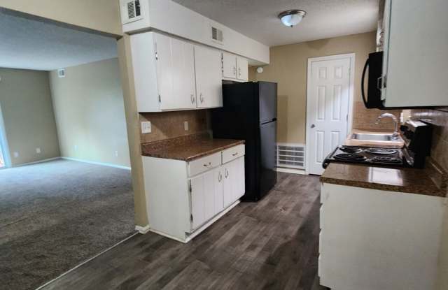 2 bedroom 1.5 Bath photos photos