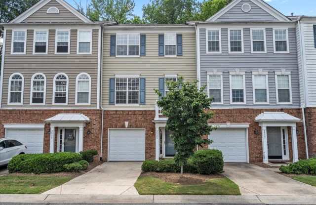 Magnolia Park Townhome in South Park Gallery 3
