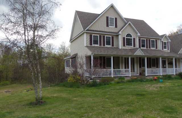 623 Concord Road - 623 Concord Road, Merrimack County, NH 03276