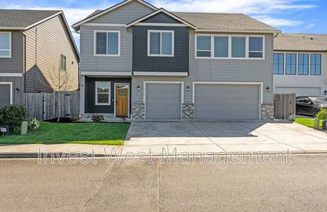 10715 NW 108 Ct - 10715 Northwest 108th Way, Lake Shore, WA 98685