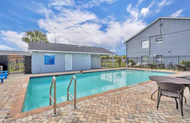 4124 PERSHING POINTE Place Gallery 3