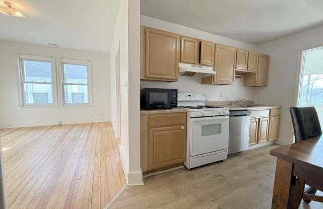 9-11 Richardson St. photos photos