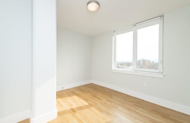 334 Harvard Gallery 4