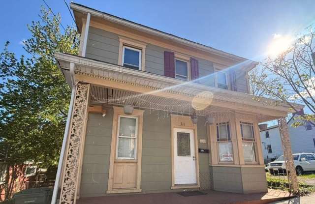 311 Jefferson St photos photos
