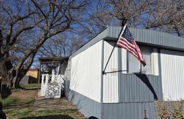 209 S Avenue B photos photos