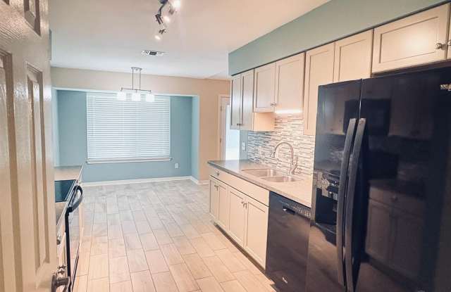 10621 Creek Ridge Dr Gallery 4