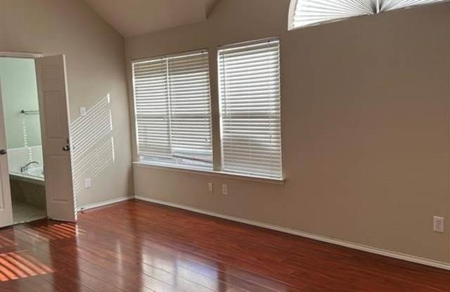 7916 Country Ridge Lane Gallery 4