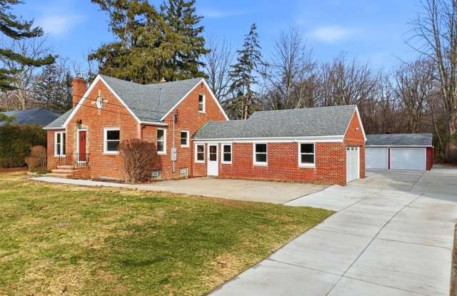 6119 E Sprague Road Gallery 2