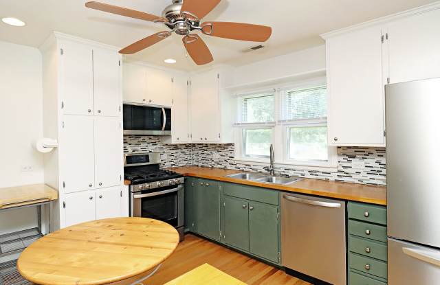 Charming Fry's Spring Home, Pre-Wired For Ting Internet photos photos