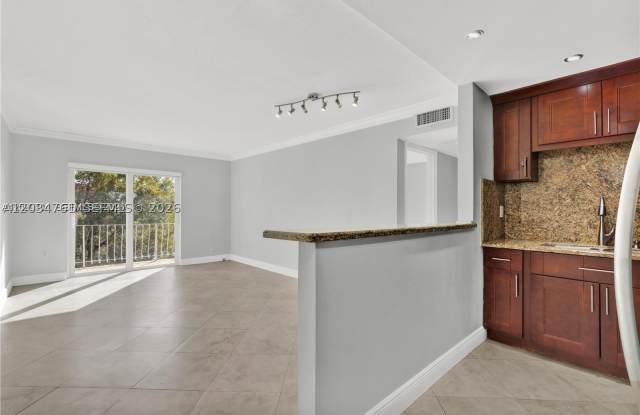 6200 W Flagler St photos photos 6200 W Flagler St photos photos