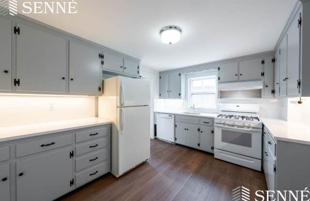 42 Forest St. - 42 Forest Street, Lexington, MA 02421 42 Forest St. - 42 Forest Street, Lexington, MA 02421