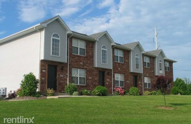 7605 Stonebridge Golf Dr - 7605 Stonebridge Golf Dr, Maryville, IL 62062